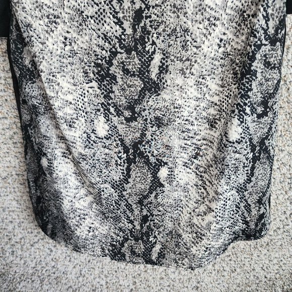 W118 Walter Baker‎ Top Womens Small Snake Print Sheer Lightweight Casual Ladies - Picture 5 of 7